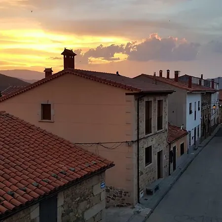 Casa Rural La Plazuela